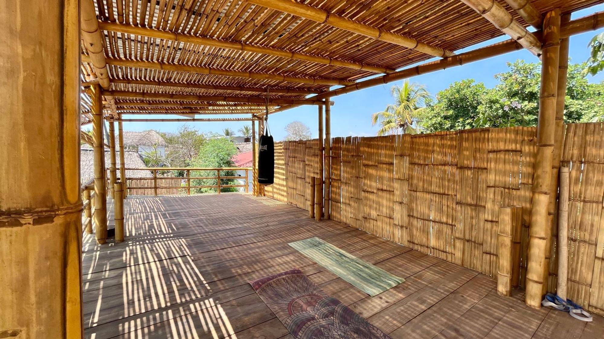 Shanti Surf Camp El Paredon Buena Vista Exterior photo